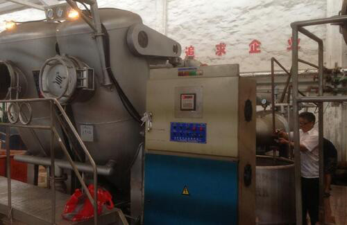 染整消泡劑快速解決染整加工泡沫難題