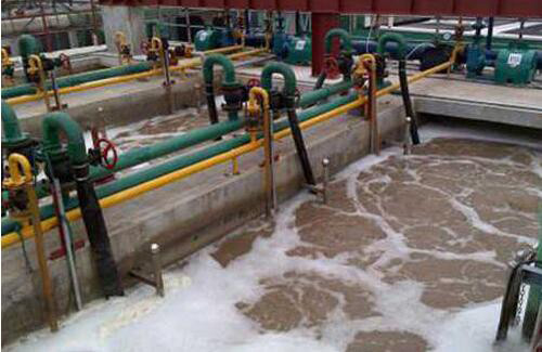 快速解決造紙廢水泡沫問(wèn)題-造紙水處理消泡劑