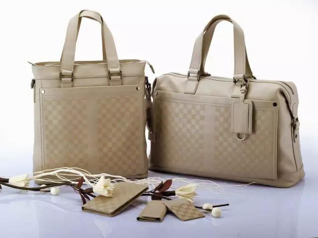 不可忽視！樹(shù)脂用消泡劑在皮革制品廠的重要地位