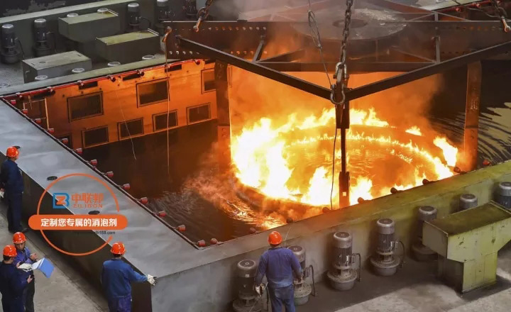 確實(shí)有款淬火液用消泡劑，可快速消除淬火液中的泡沫！