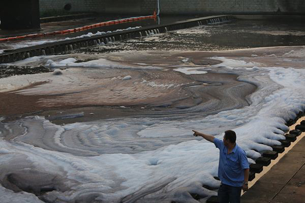 在廠家面前，原油消泡劑已經擁有完美的消泡優勢