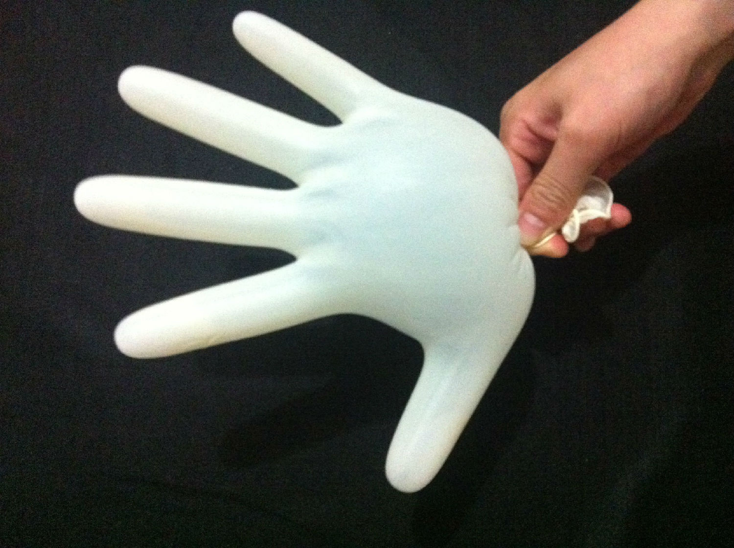 皮邊油專用消泡劑在合成膠乳中應(yīng)用