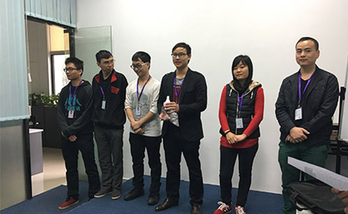 中聯邦消泡劑獲得奶瓶團隊