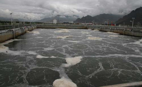 水處理消泡劑在污水處理廠中的應用