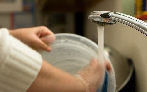 洗潔精消泡劑在清洗碗筷中應用